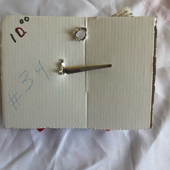 Disney movie turning red Meilin "Mei" Lee - Picture 2 of 2